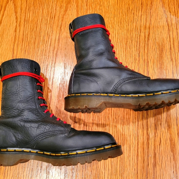 Made in England Doc Marten boots - Picture 5 of 12